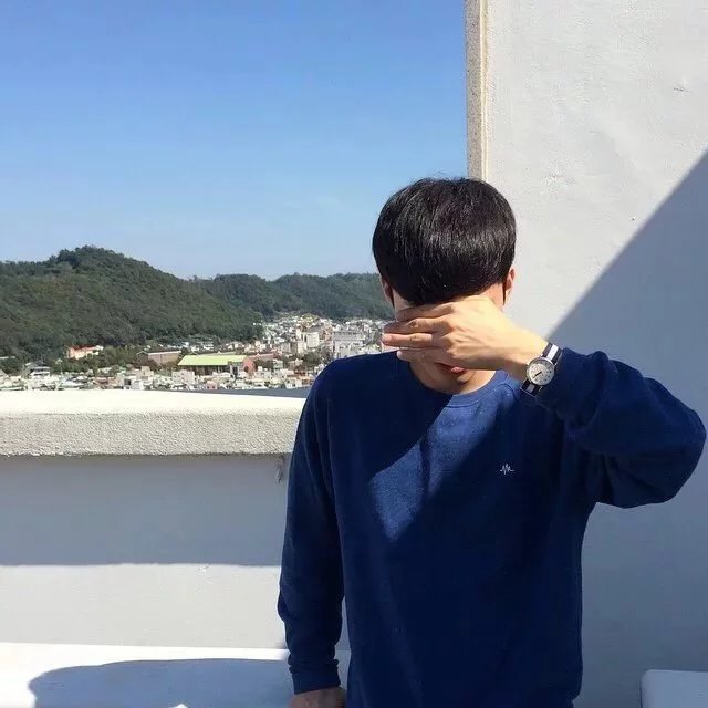 毕娥紫悦