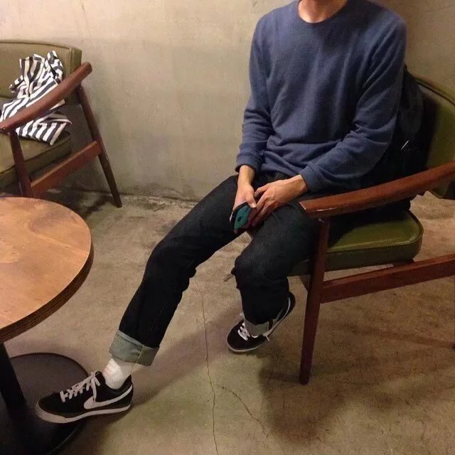 裘阅翔羽