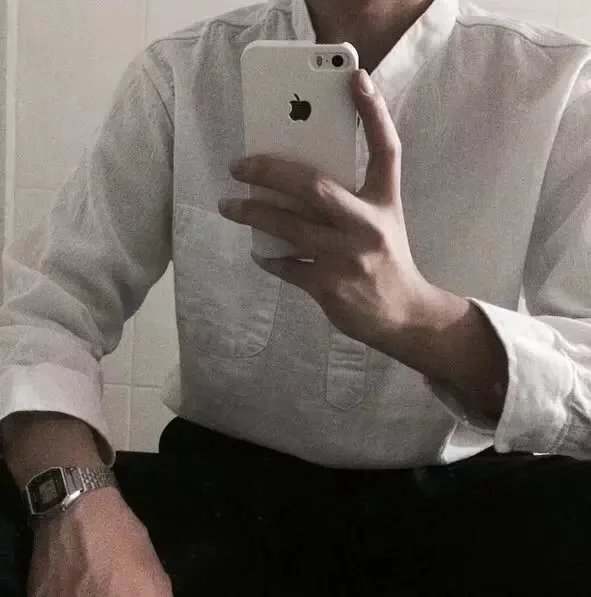 毛启冰岚